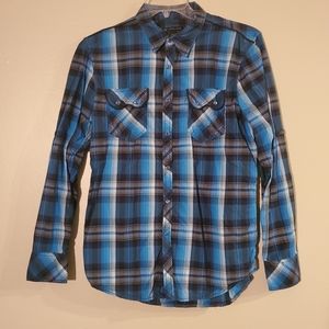 Pearl snap button up